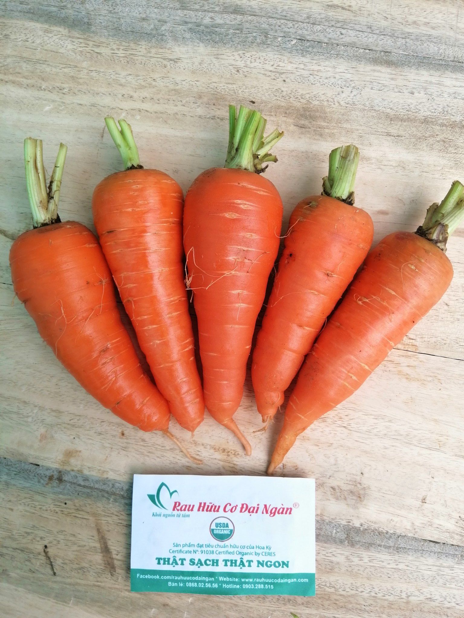 Cà rốt hữu cơ Đại Ngàn (kg)